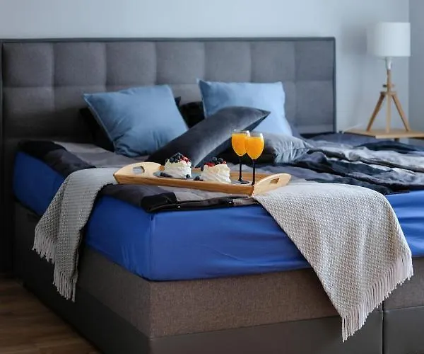 Apartment Ohtu Poik 2 City Center Basement Apartment Parnu